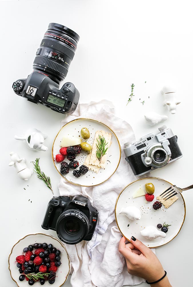 food-photography-cameras-brooke-lark-158027-unsplash.jpg